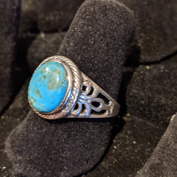 Arizona Mohave Turquoise 925 Silver Ring, size 8.5 - Picture 2 of 15